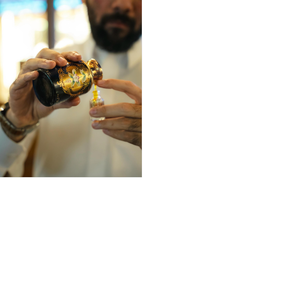 Dahn Al Oud (White)